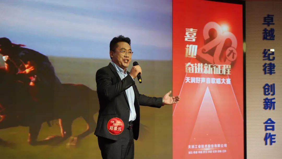 8f582f51b63c421eb5d890f666a475ea